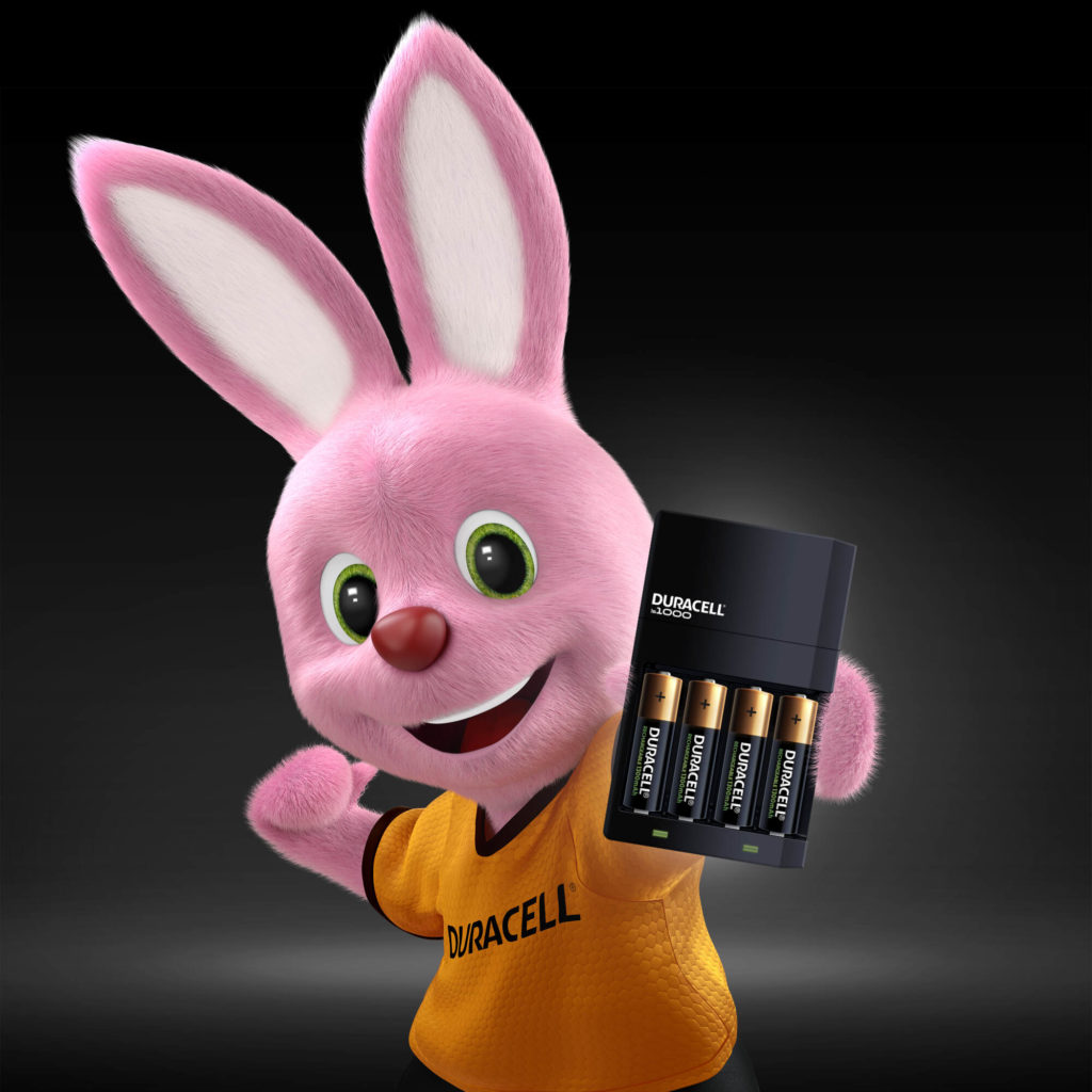 Bunny presenta Duracell cargador de pilas de 4 horas